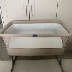 Chicco Bedside Crib