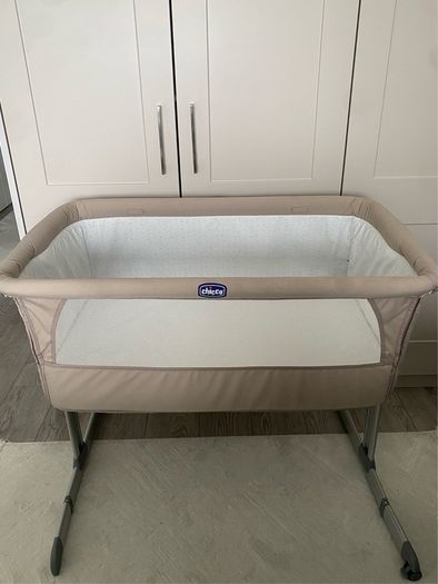 Chicco Bedside Crib