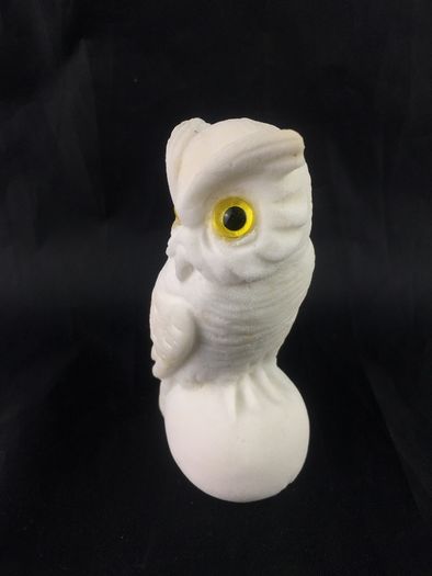 Alabaster snow owl figurine