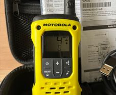 Motorola T92 H20 Walkie Talkie
