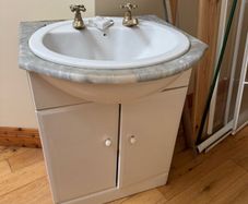 Sink vanity unit