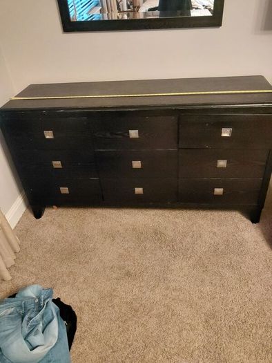 9 drawer solid dresser
