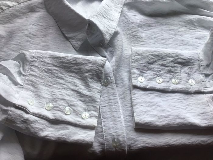 H&M Ladies White Oversized smart casual Blouse Shirt with tied detail Size XL Uk 18 / 20 includes Post
