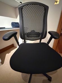Herman Miller Mirra