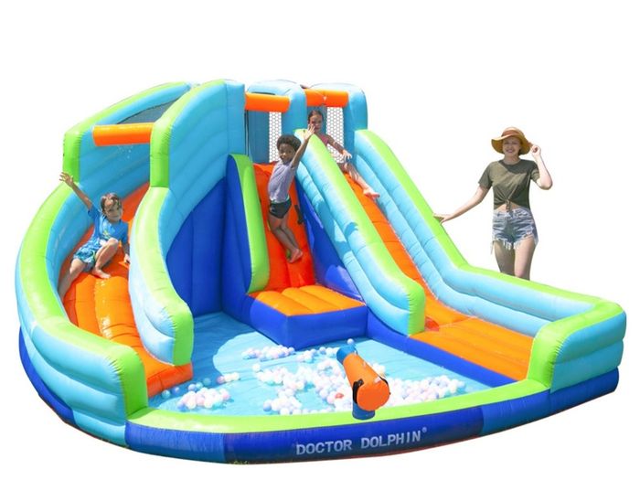 Bouncy castles, slides, sw/pool