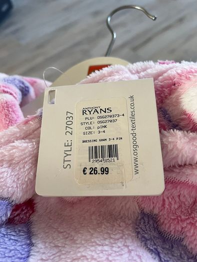 Brand New with tags girls dressing Age 3-4