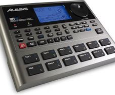 Alesis SR18 Drum Machine
