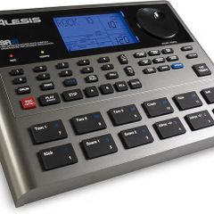 Alesis SR18 Drum Machine
