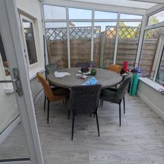 Round Dining Table - Diamond Furniture