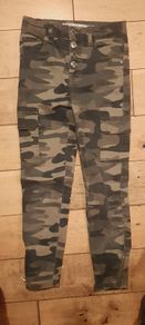 Trousers size 8-9