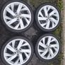 18" Genuine Vw Alloys with tyres Image 5
