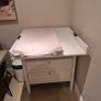 Changing table/chest of drawers/ white Image 7