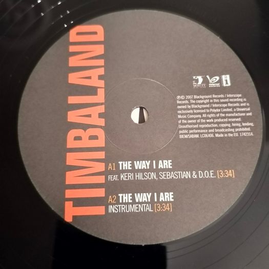 Timbaland - The Way I are featuring Keri Hilson