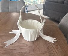 Flower girl basket