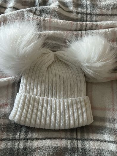 Girls hat 1/2