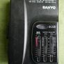 Retro Sanyo BassXpander MGR 905 walkman radio Image 2