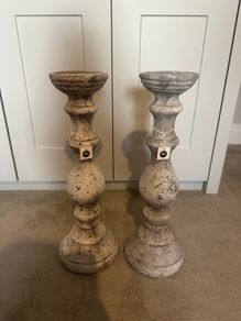 Pillar candle holders