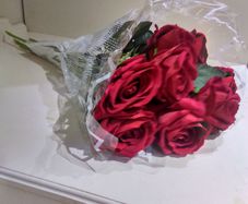 Artificial Flowers - 9 Wine Roses