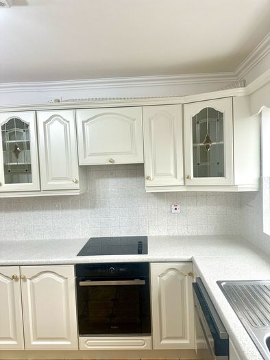 Painting & Decorating services