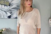 Women's sweater