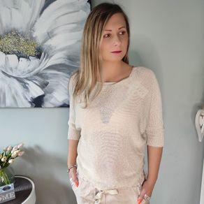 Women's sweater