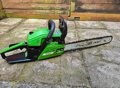 PRO CUT 50cc Chainsaw