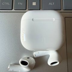 Apple AirPods 4 with Active Noise Cancellation (ANC)
