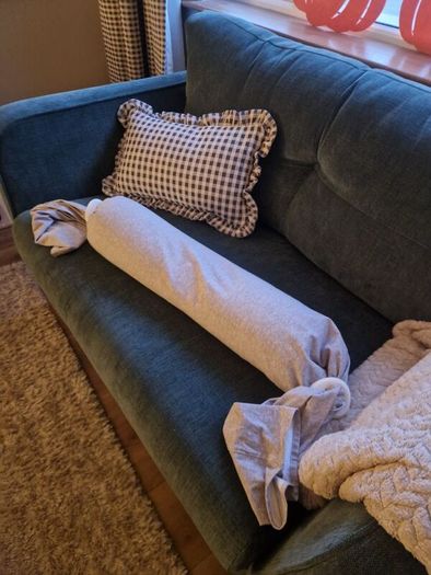 Nursing Pregnancy pillow bbhugme