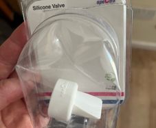 Breast pump 22mm flange for closed system pump unopened x2. Flange x 1 open pack but never taken out. Nipple shields 1x size s 1x L unopened