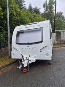 Bailey persuit 2017 430/4 caravan (4 berth)
