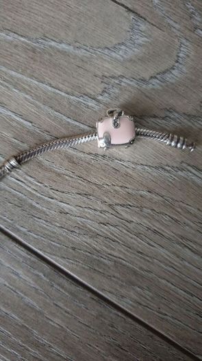 Pandora Suitcase Charm