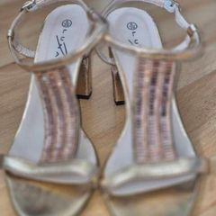Rose Gold Sandles
