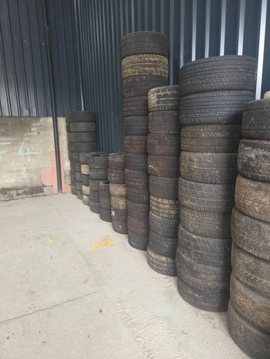 Rally tyres