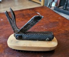 Pocket knife