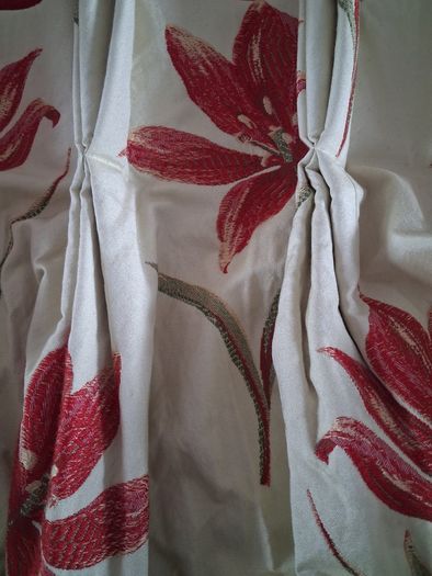 Made to measure curtains - blackout lining