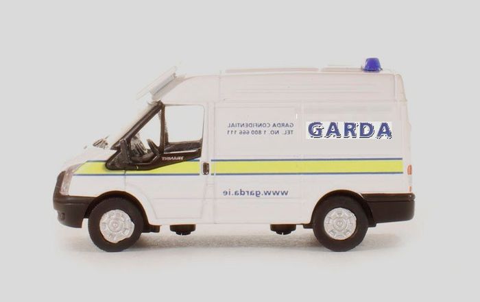 1;76 Die cast Garda van, Free Post