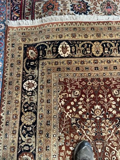 This is a really nice hand knotted carpet.