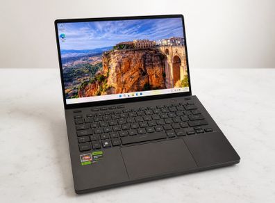 Asus Rog G14 Rtx 4060 Ryzen 7 32gb 1Tb