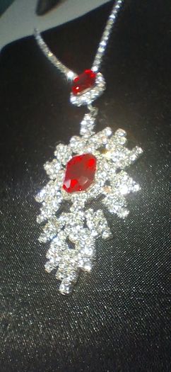Luxury Red Ruby Silver-Tone Alloy Pendant Necklaces