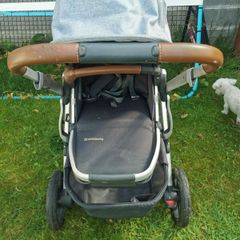 Uppababy Vista V2
