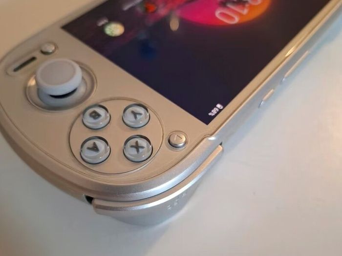 Retroid Pocket 6 8/128 GB OLED