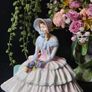 Royal Doulton Lady Figurine "Daydreams" Image 2