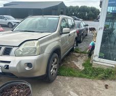 nissan x trail breaking