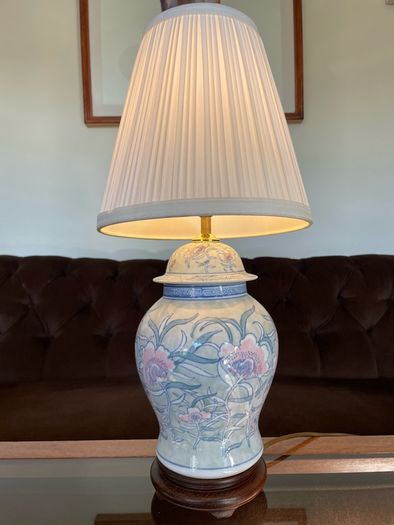Pretty Oriental Pastel Floral Ginger Jar Lamp Base with Wooden Plinth Base