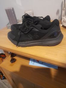 Runners under armour 5.5uk immac cond