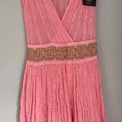GP pink dress with gold metallic embroidery. Age 4 BNWT