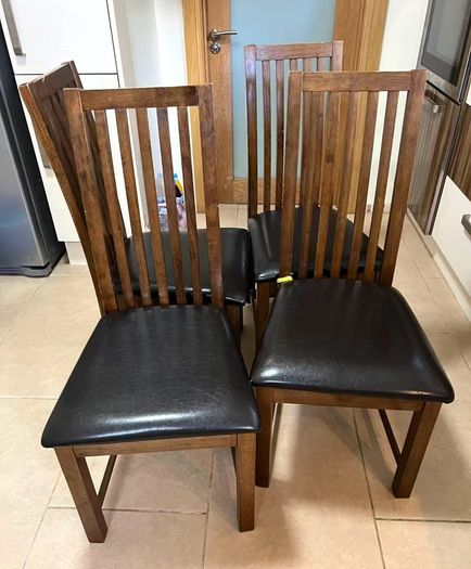 4 Dining Chairs