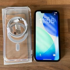iPhone 11 64GB Three Battery 100%