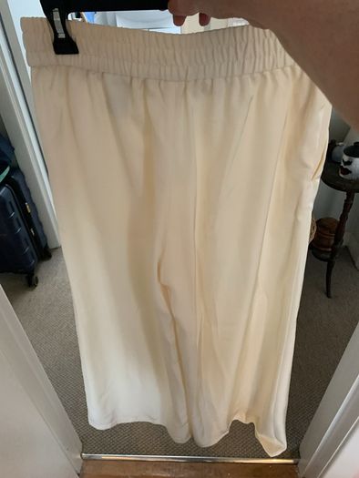 wide leg trousers