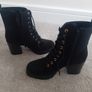 Ladies Black boots Image 4